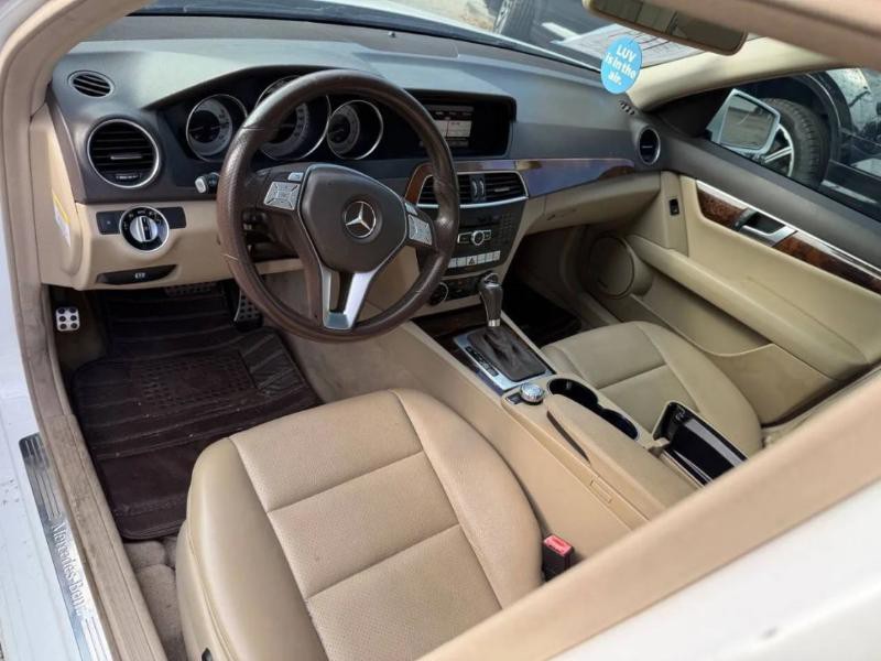 2013 Mercedes-Benz C-Class Image 13