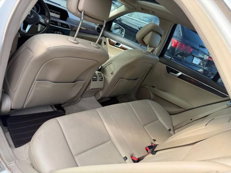2013 Mercedes-Benz C-Class Image 16