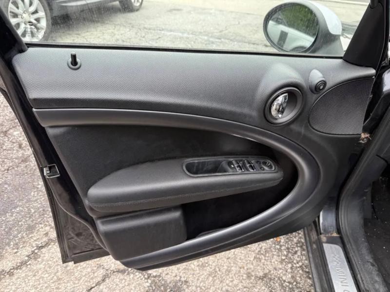 2013 MINI Countryman Image 8