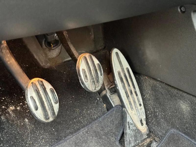 2013 MINI Countryman Image 18