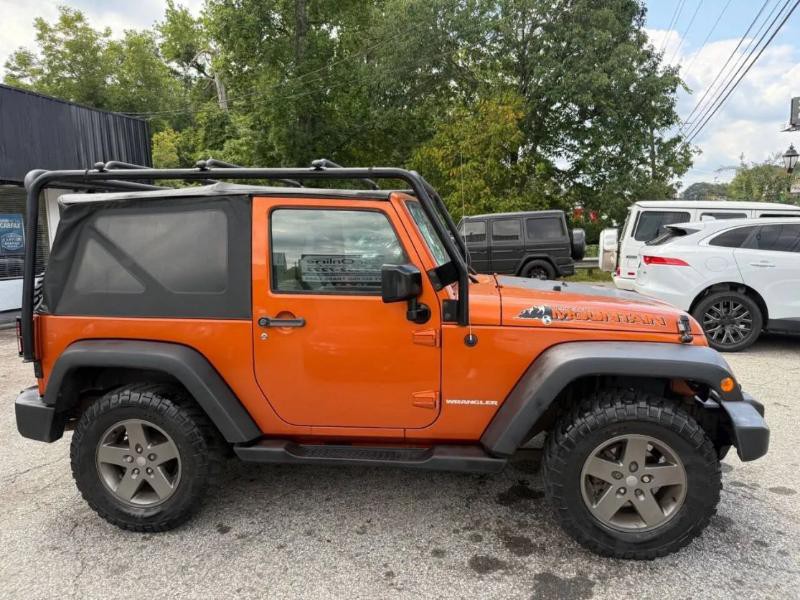 2010 Jeep Wrangler Image 4