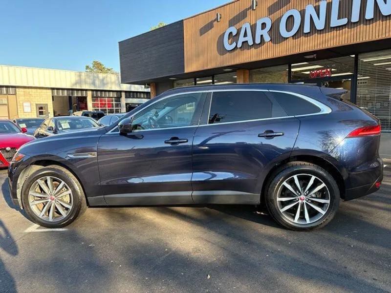 2017 Jaguar F-PACE Image 8