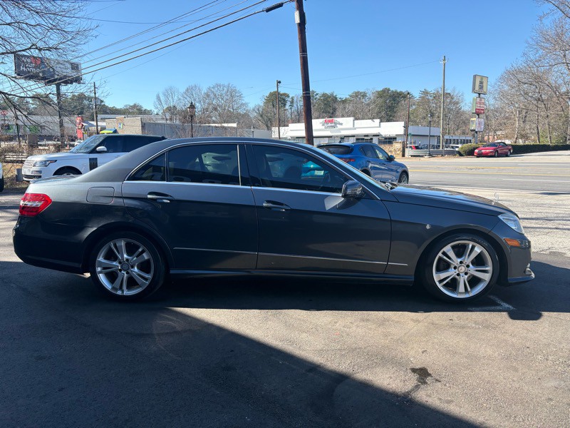 2013 Mercedes-Benz E-Class Image 4