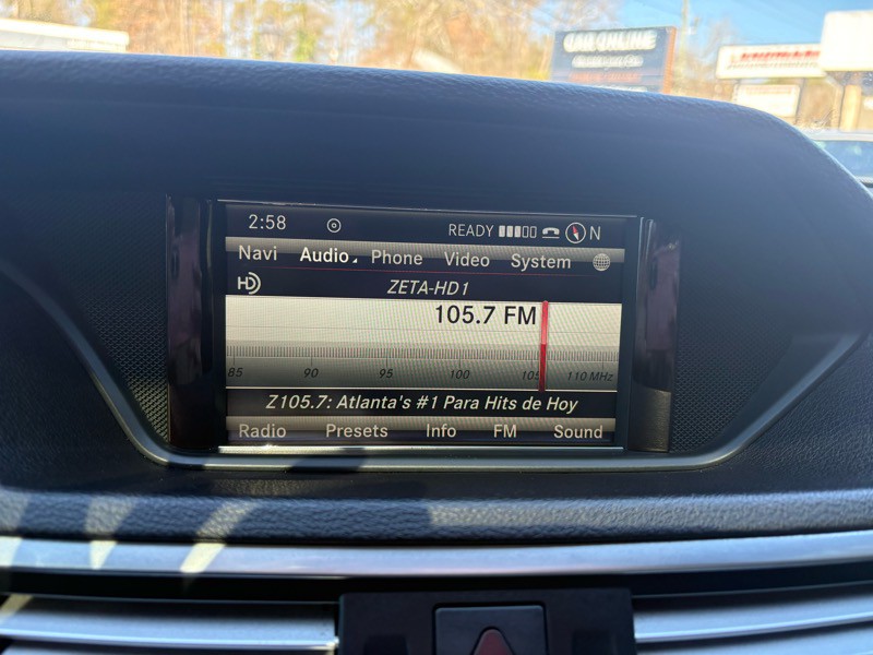 2013 Mercedes-Benz E-Class Image 23