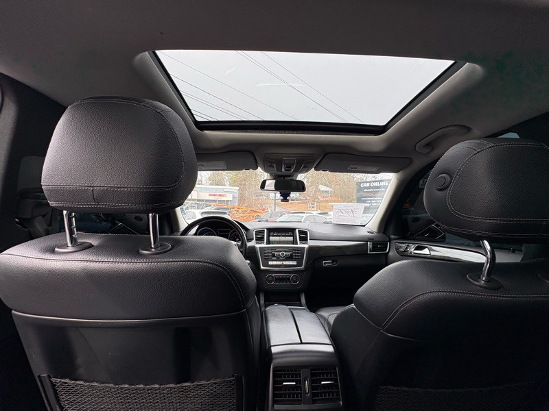 2016 Mercedes-Benz GL-Class Image 13