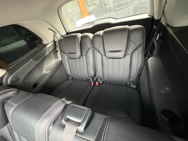 2016 Mercedes-Benz GL-Class Image 16