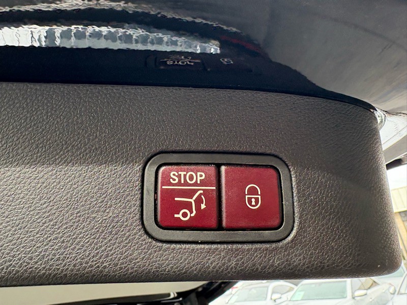 2016 Mercedes-Benz GL-Class Image 37