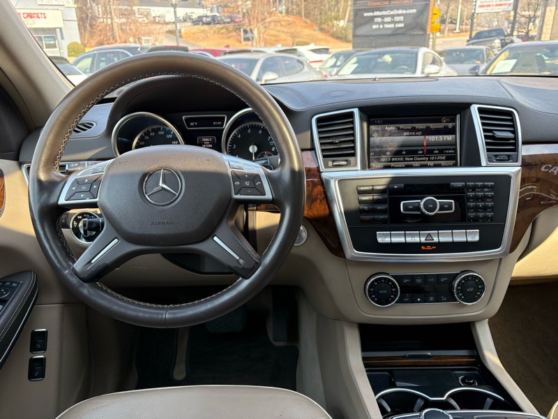 2013 Mercedes-Benz GL-Class Image 11