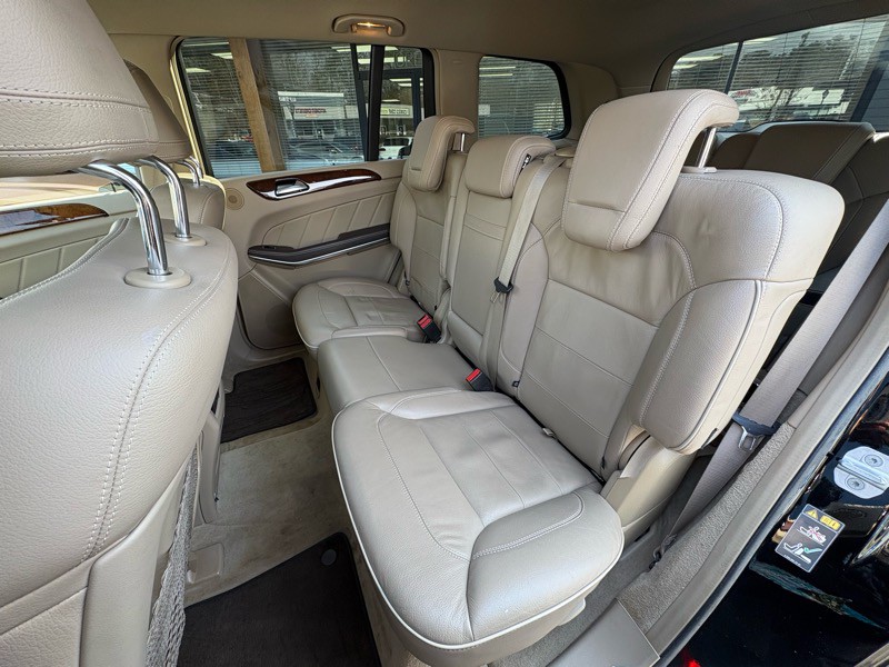 2013 Mercedes-Benz GL-Class Image 14