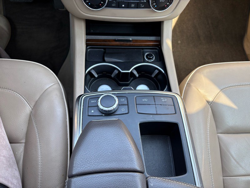 2013 Mercedes-Benz GL-Class Image 24