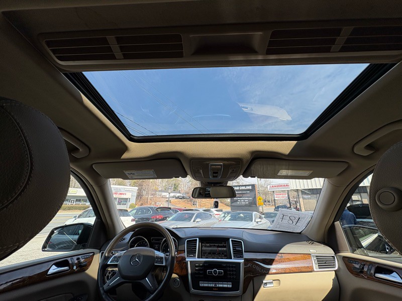 2013 Mercedes-Benz GL-Class Image 34