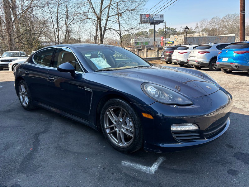 2013 Porsche Panamera Image 3
