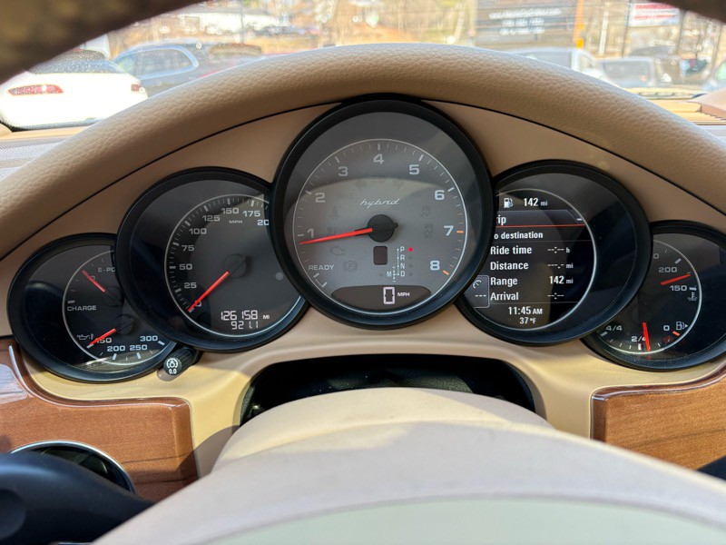 2013 Porsche Panamera Image 21