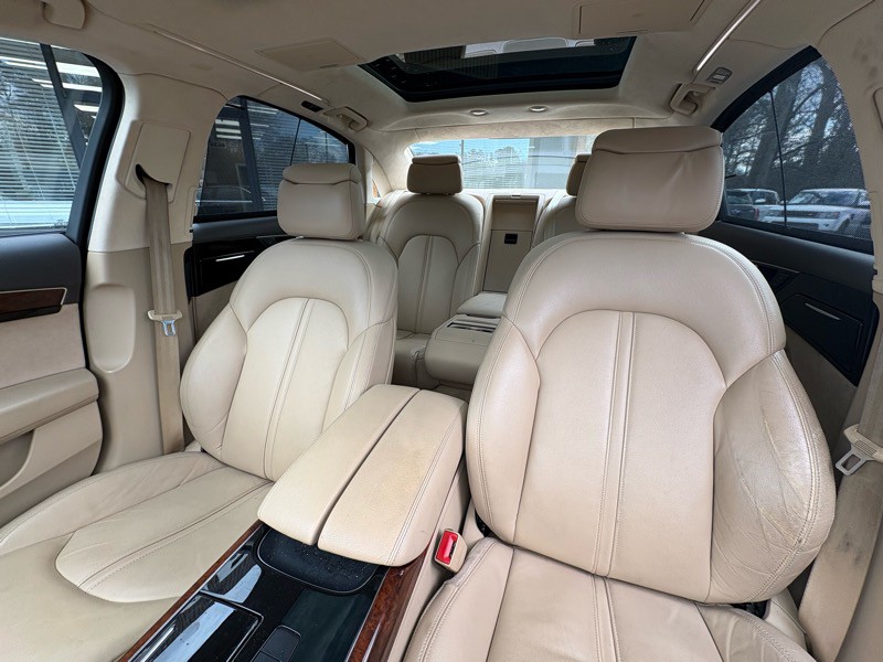 2011 Audi A8 Image 9