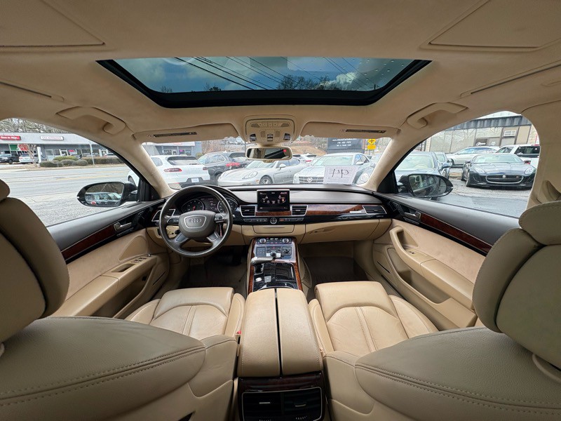 2011 Audi A8 Image 13