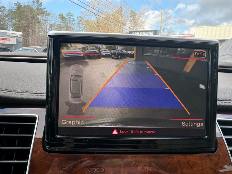 2011 Audi A8 Image 23