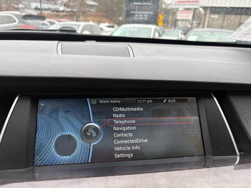 2010 BMW 5 Series Image 15