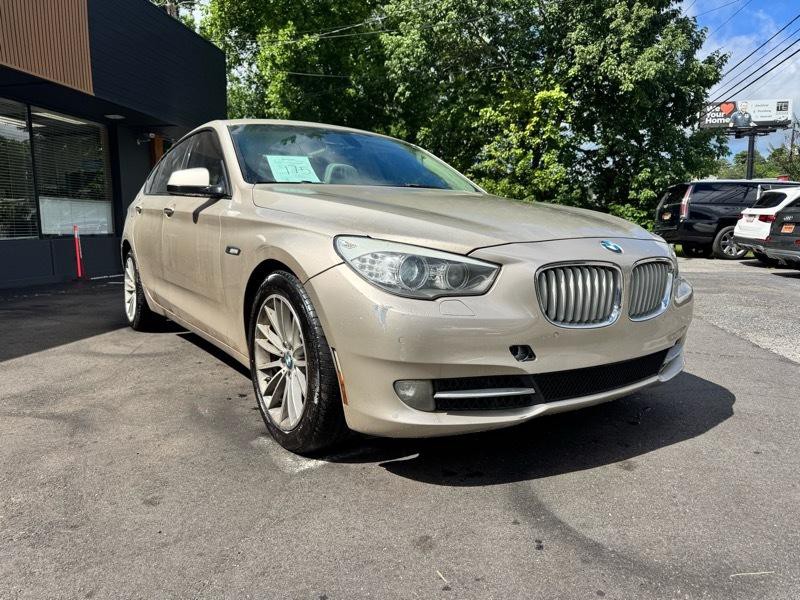 2010 BMW 5 Series Image 3