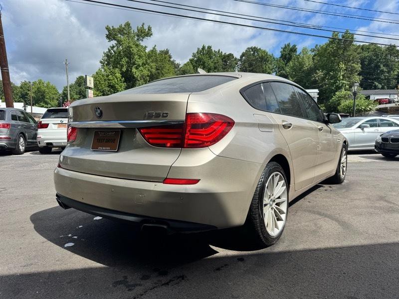 2010 BMW 5 Series Image 5