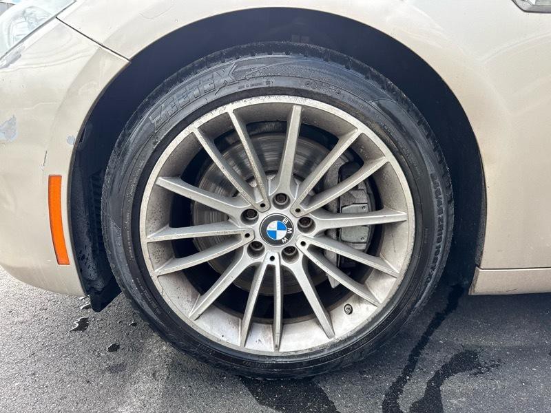 2010 BMW 5 Series Image 22