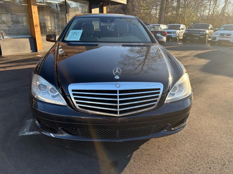 2010 Mercedes-Benz S-Class Image 2