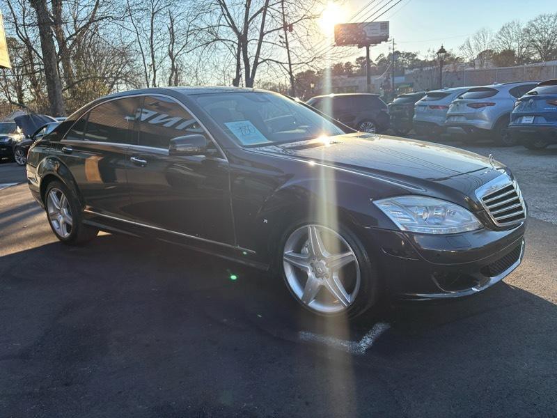 2010 Mercedes-Benz S-Class Image 3
