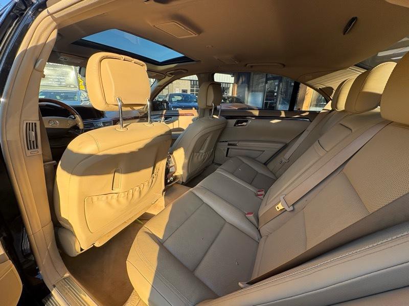 2010 Mercedes-Benz S-Class Image 15