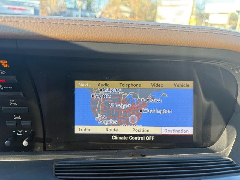 2010 Mercedes-Benz S-Class Image 16