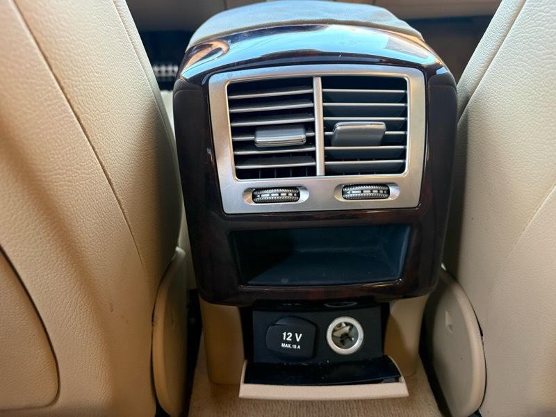 2010 Mercedes-Benz S-Class Image 26