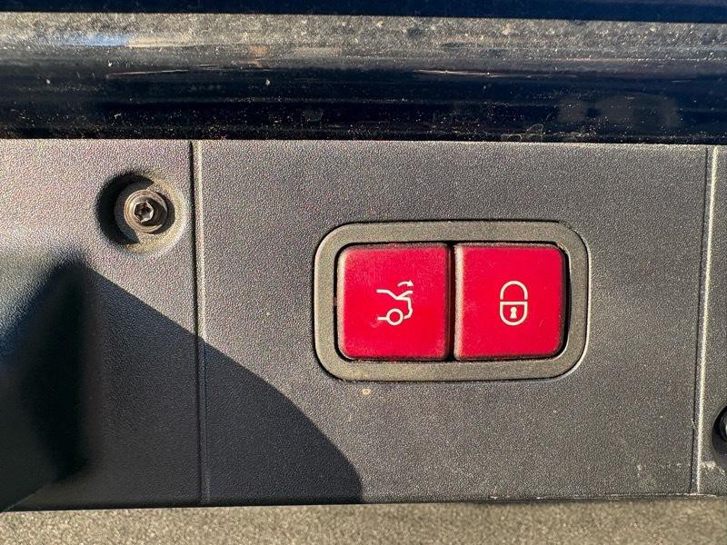 2010 Mercedes-Benz S-Class Image 30