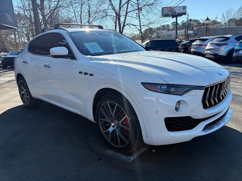 2017 Maserati Levante Image 3