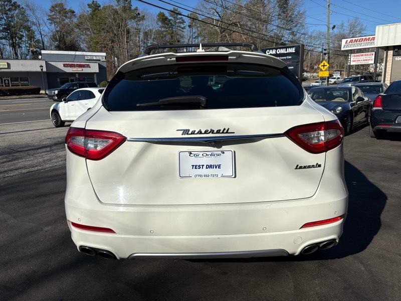 2017 Maserati Levante Image 6