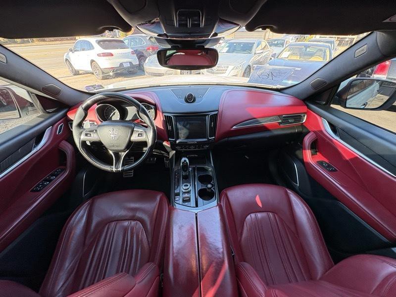 2017 Maserati Levante Image 9