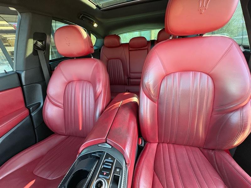 2017 Maserati Levante Image 13