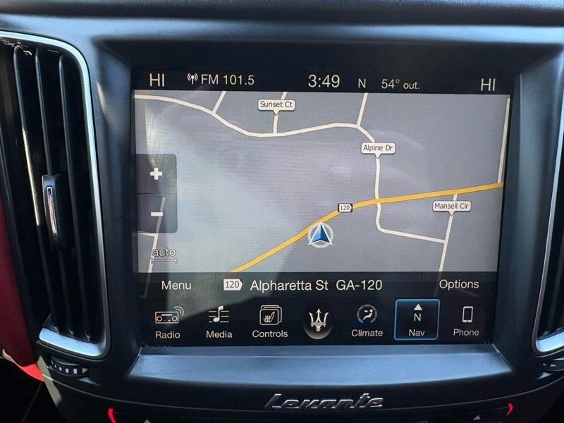 2017 Maserati Levante Image 15