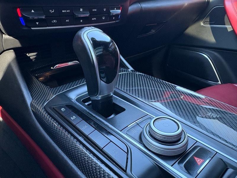 2017 Maserati Levante Image 23