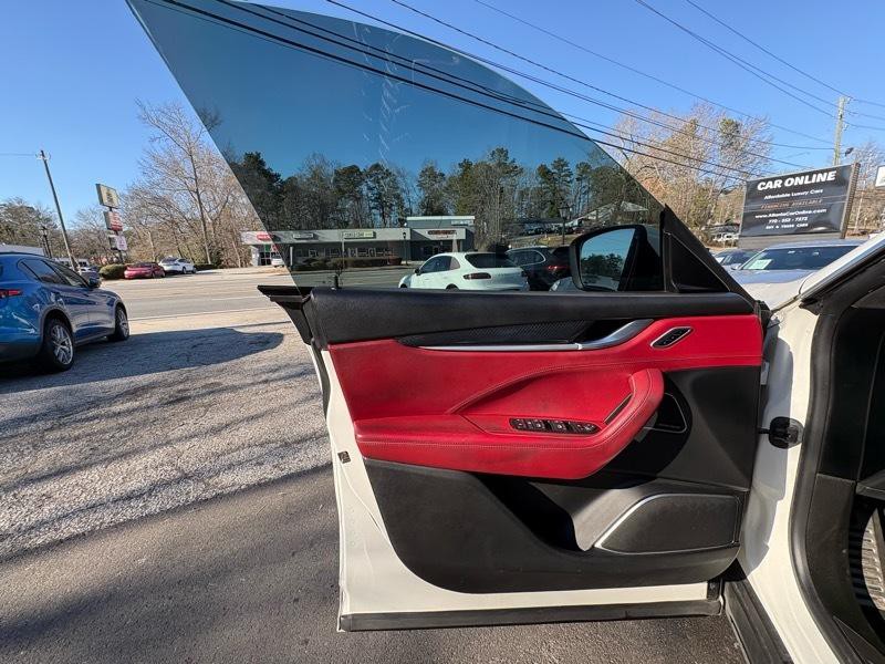 2017 Maserati Levante Image 27