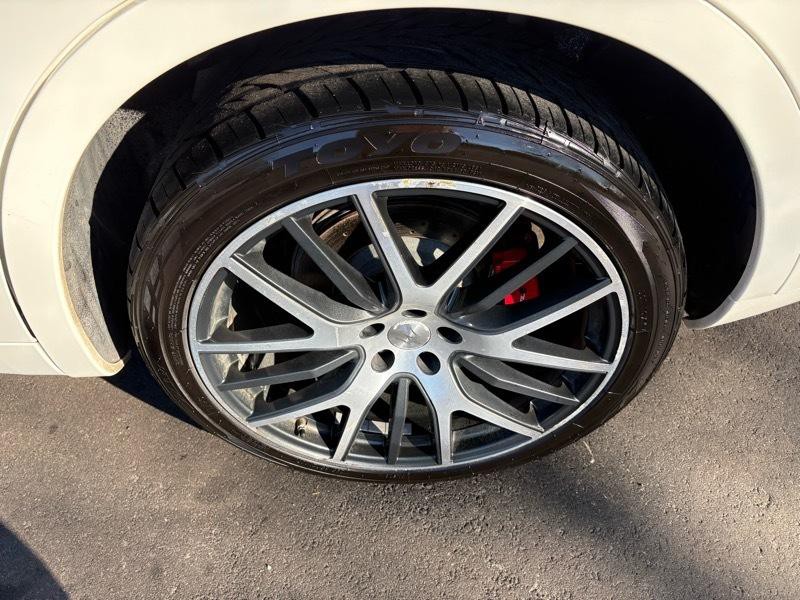 2017 Maserati Levante Image 37