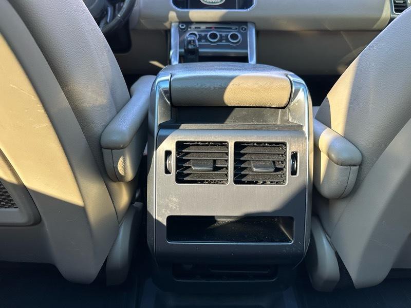 2016 Land Rover Range Rover Sport Image 19
