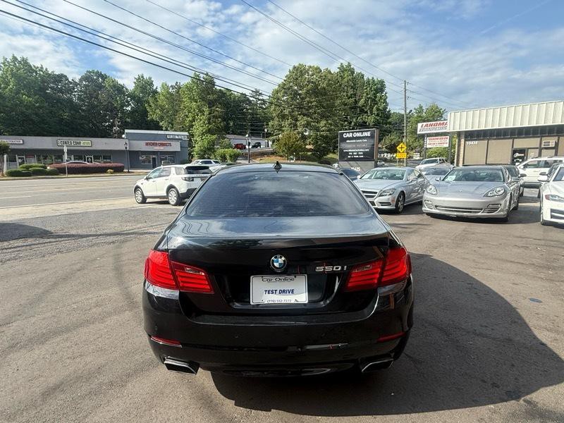 2011 BMW 5 Series Image 4