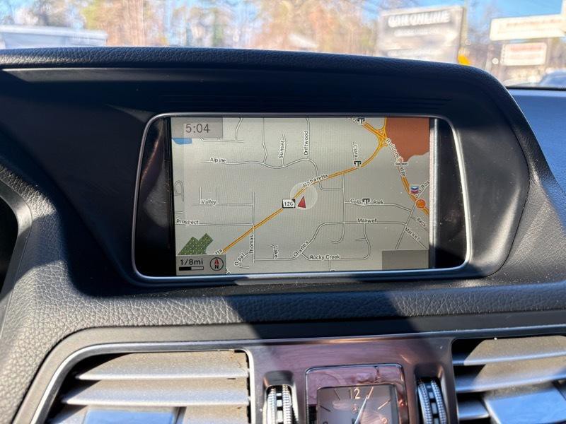 2014 Mercedes-Benz E-Class Image 16