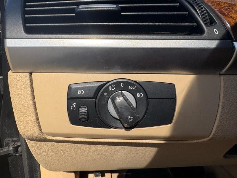 2008 BMW X5 Image 21