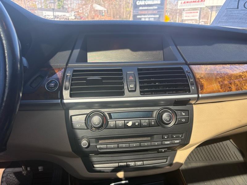 2008 BMW X5 Image 23