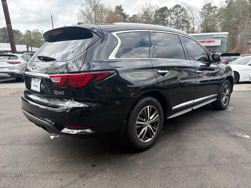 2017 INFINITI QX60 Image 5