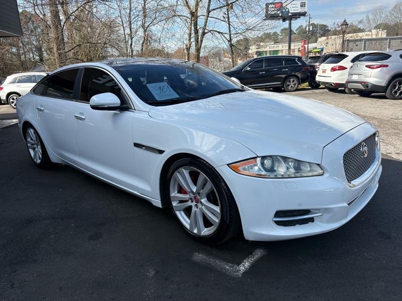 2014 Jaguar XJ Image 3