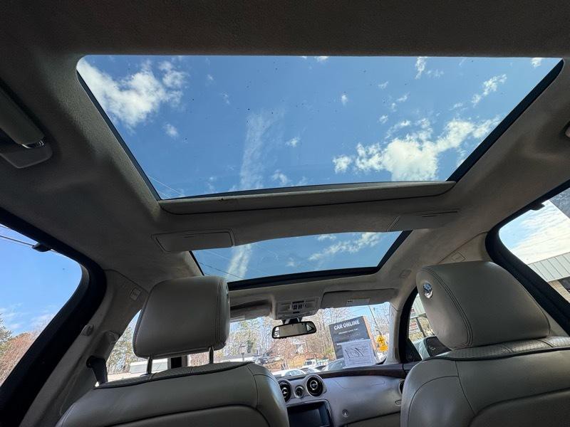 2014 Jaguar XJ Image 15