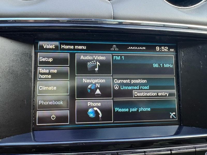 2014 Jaguar XJ Image 21