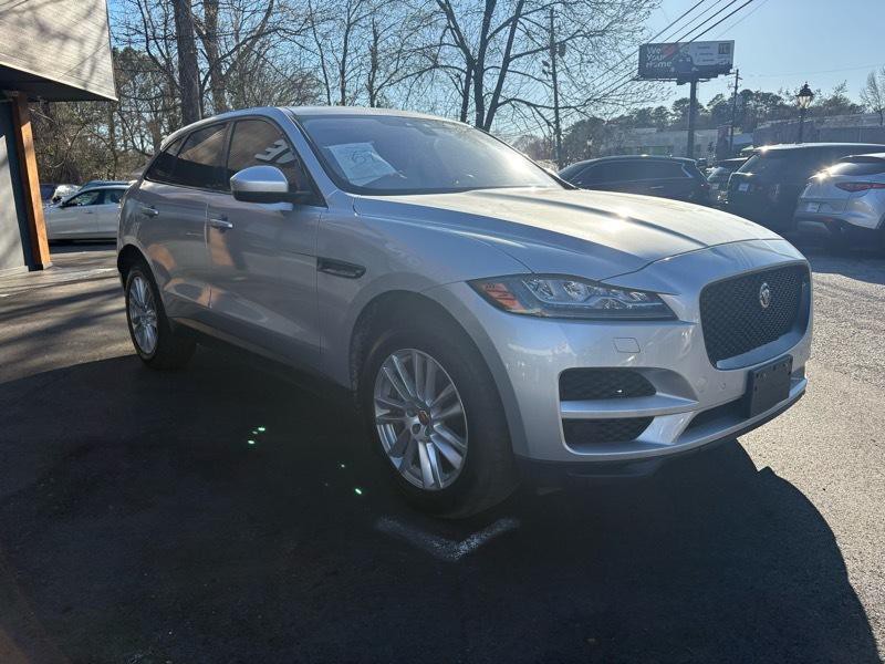 2017 Jaguar F-PACE Image 3