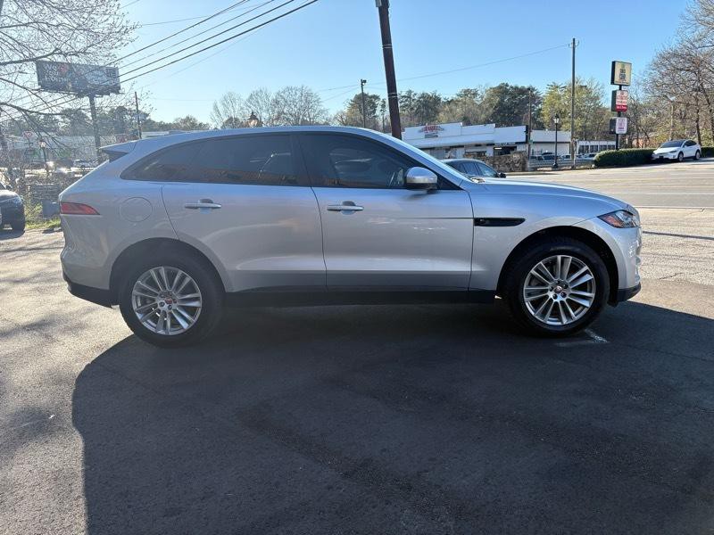 2017 Jaguar F-PACE Image 4