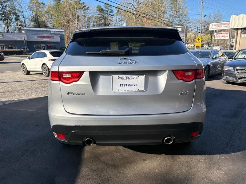 2017 Jaguar F-PACE Image 6